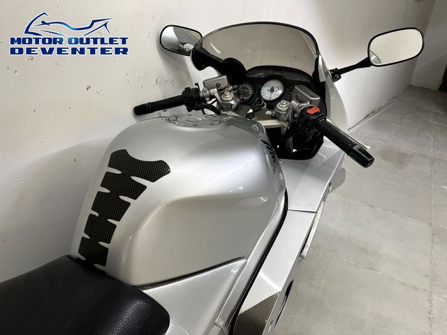 honda - vfr-750-f