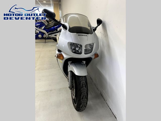 honda - vfr-750-f