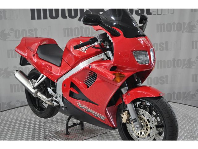 honda - vfr-750-f
