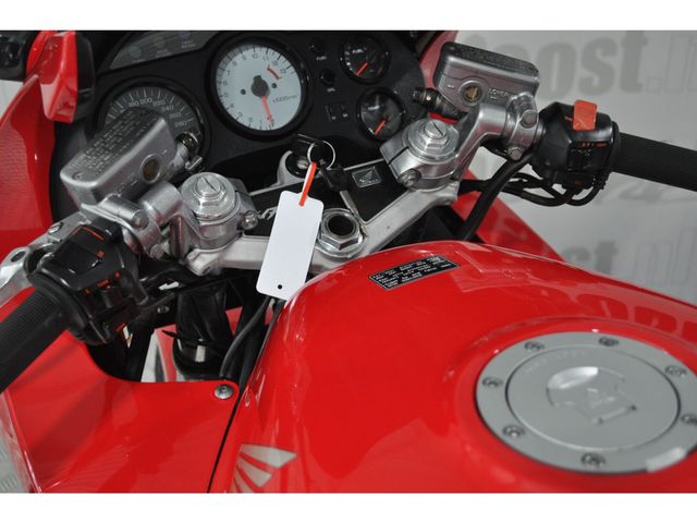 honda - vfr-750-f