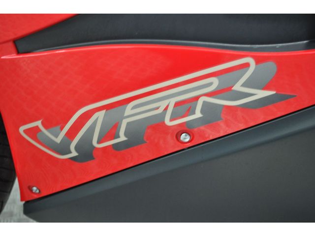 honda - vfr-750-f