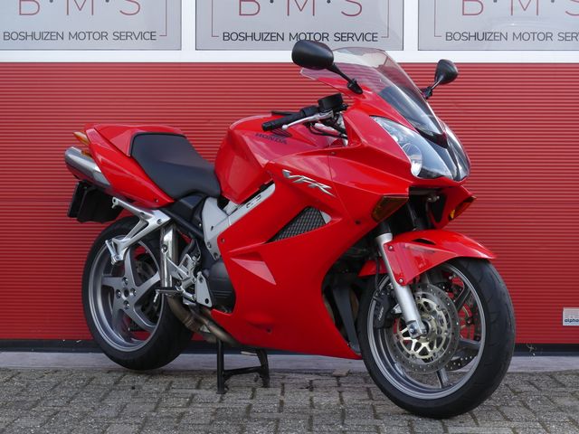 honda - vfr-800