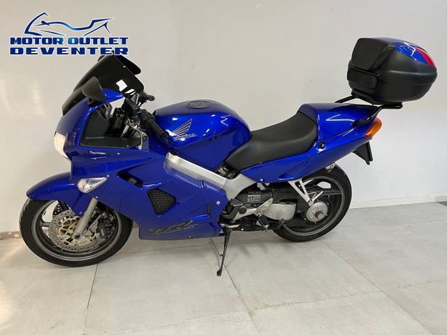 honda - vfr-800