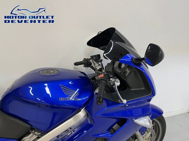 honda - vfr-800