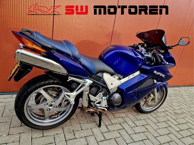 honda - vfr-800