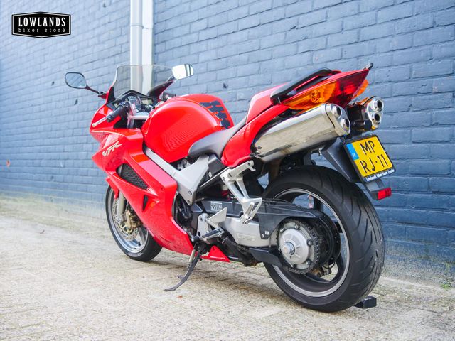 honda - vfr-800