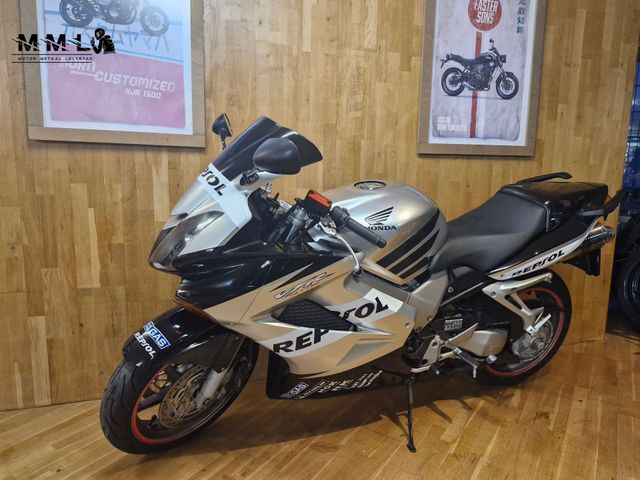 honda - vfr-800