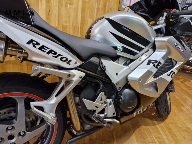 honda - vfr-800