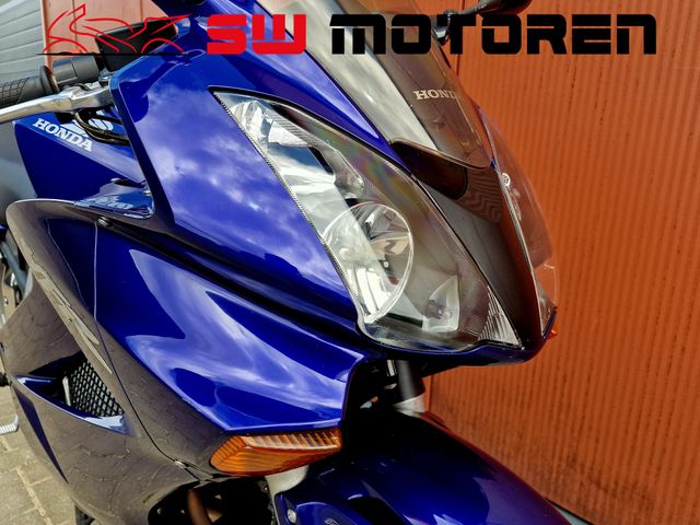 honda - vfr-800