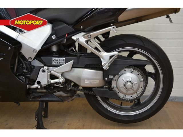 honda - vfr-800
