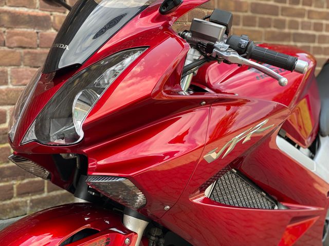 honda - vfr-800