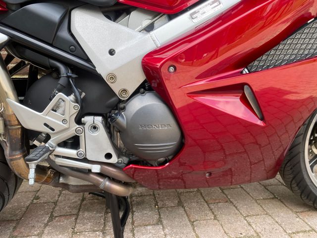 honda - vfr-800