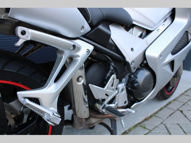 honda - vfr-800-fi