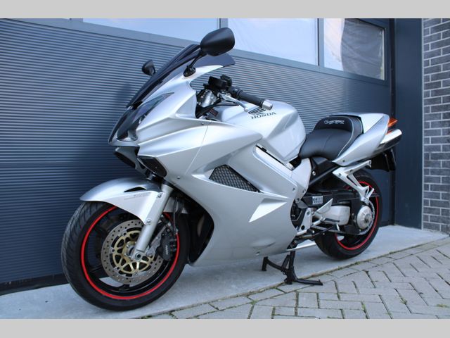 honda - vfr-800-fi