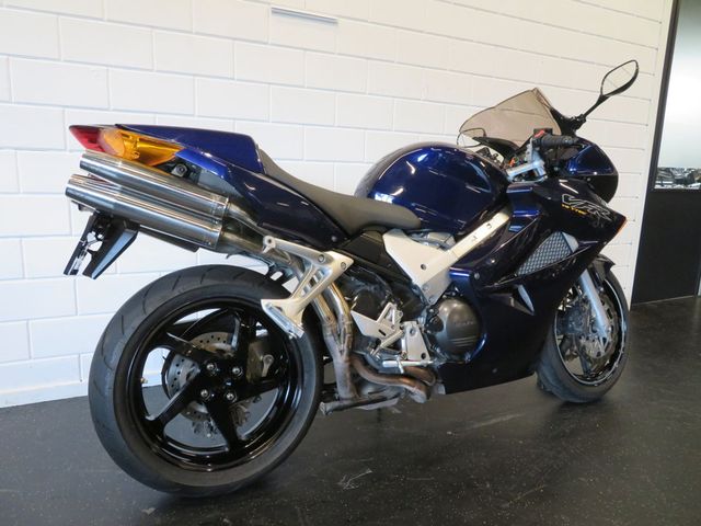 honda - vfr-800-fi