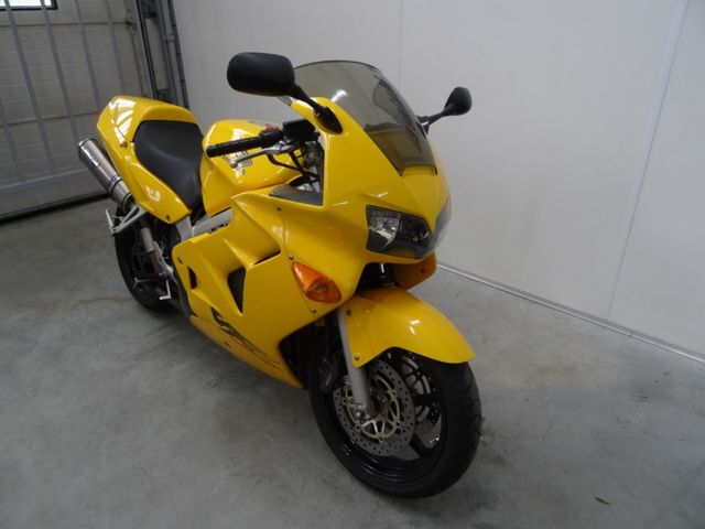 honda - vfr-800-fi