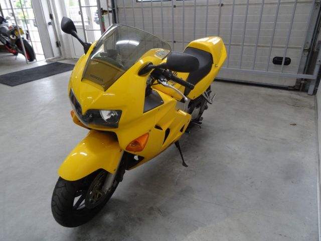 honda - vfr-800-fi