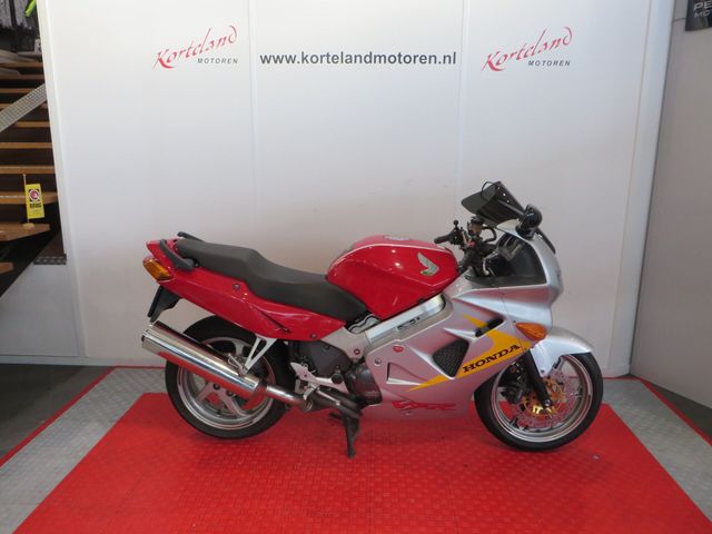 honda - vfr-800-fi