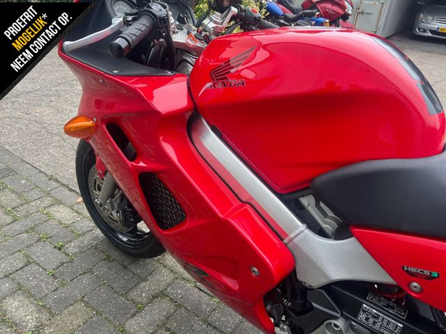 honda - vfr-800-fi