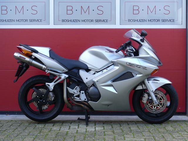 honda - vfr-800-fi