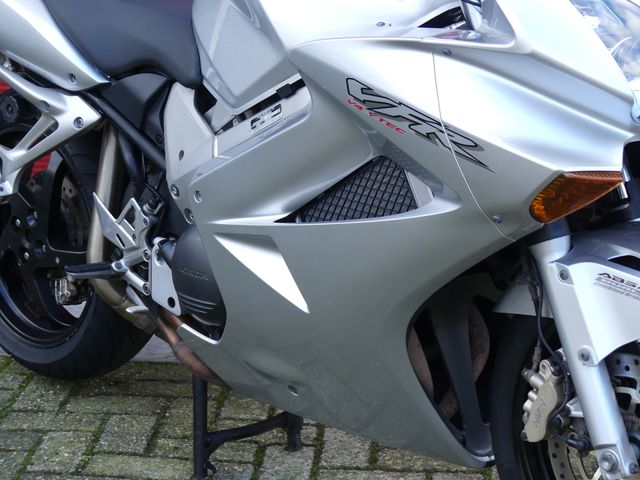 honda - vfr-800-fi