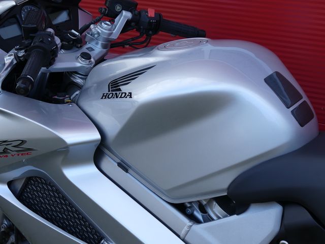 honda - vfr-800-fi