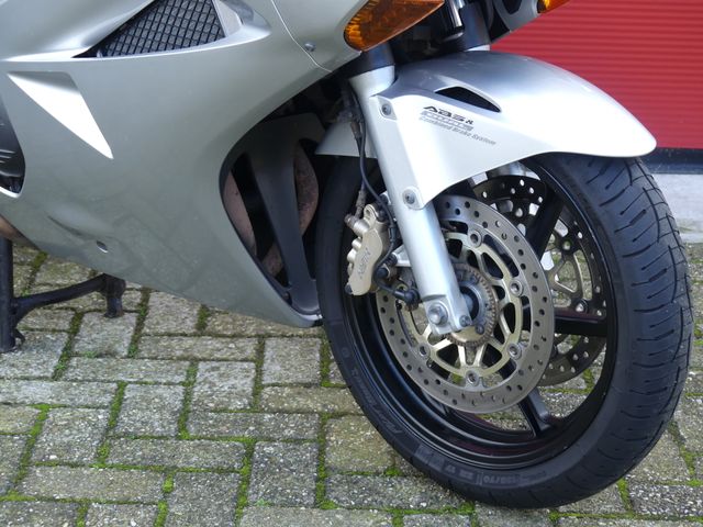 honda - vfr-800-fi