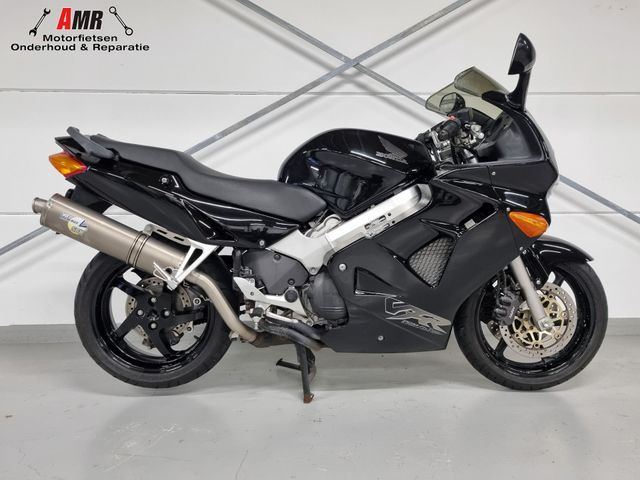 honda - vfr-800-fi