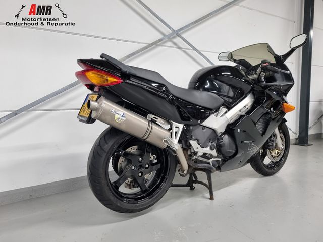 honda - vfr-800-fi