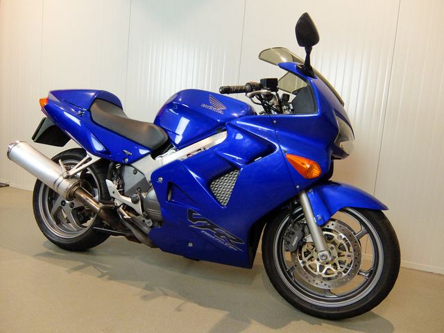 honda - vfr-800-fi