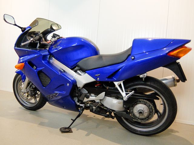 honda - vfr-800-fi