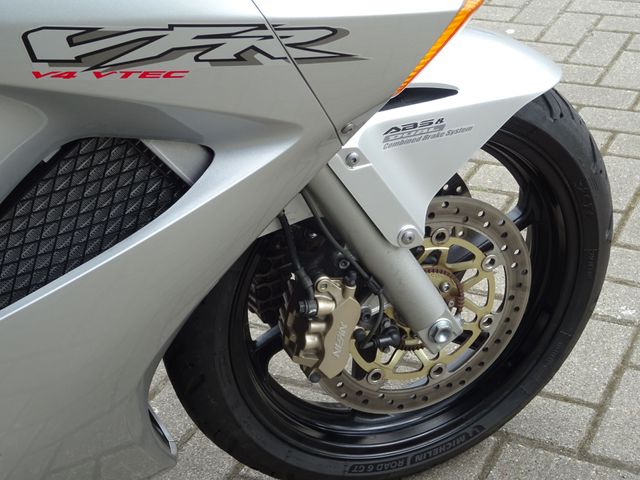 honda - vfr-800-fi