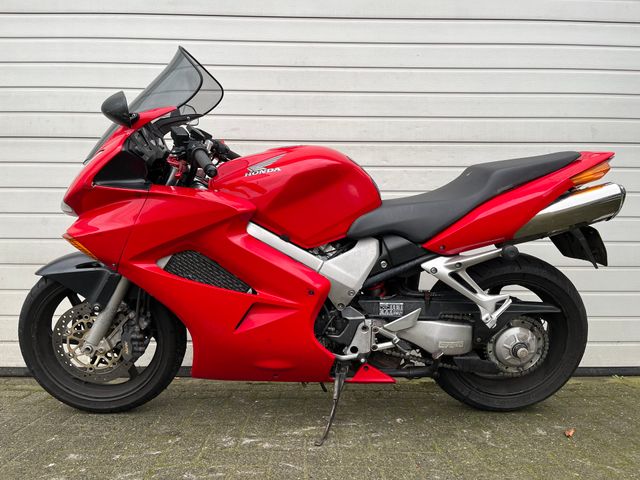 honda - vfr-800-fi-vtec