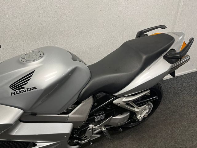 honda - vfr-800-fi-vtec