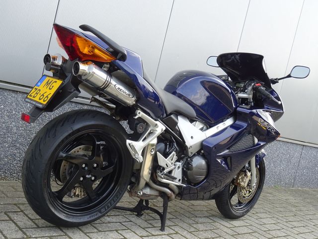 honda - vfr-800-fi-vtec