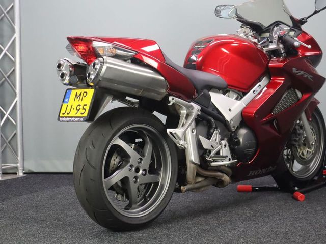 honda - vfr-800-fi-vtec