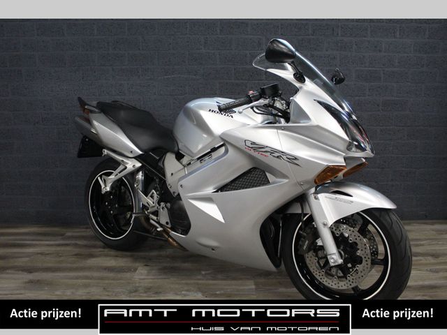 honda - vfr-800-fi-vtec