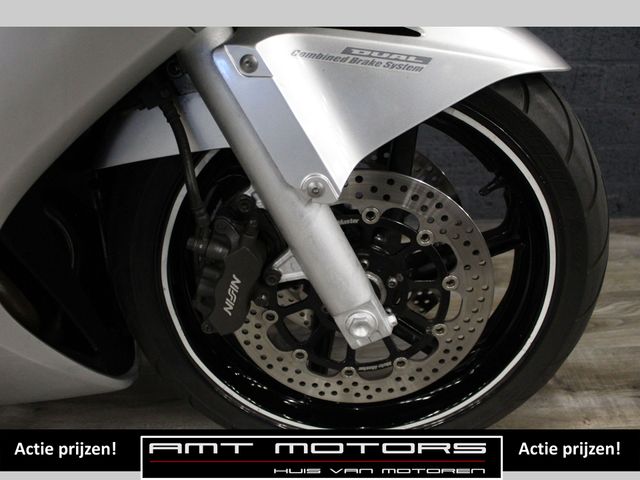 honda - vfr-800-fi-vtec
