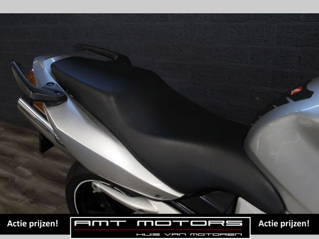 honda - vfr-800-fi-vtec