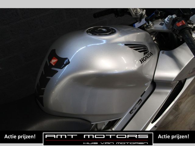 honda - vfr-800-fi-vtec