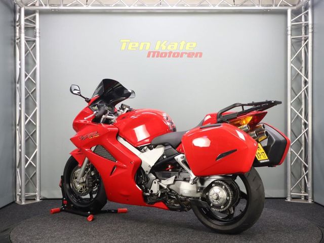 honda - vfr-800-fi-vtec