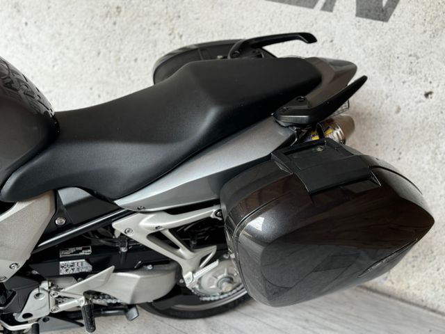 honda - vfr-800-fi-vtec-abs