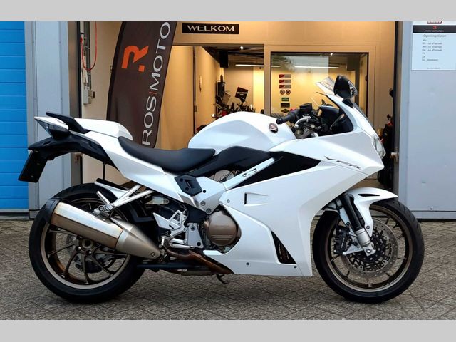 honda - vfr-800-fi-vtec-abs