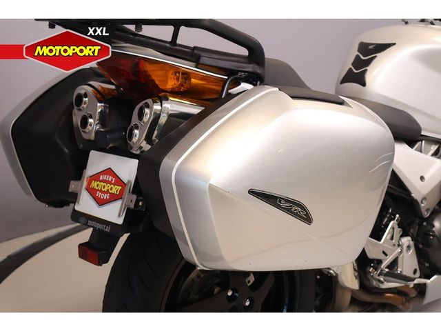 honda - vfr-800-fi-vtec-abs