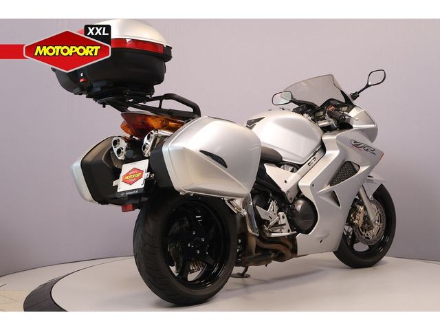 honda - vfr-800-fi-vtec-abs