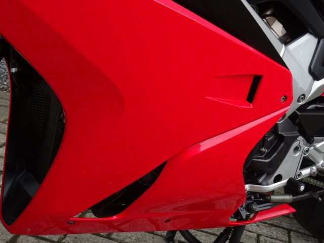 honda - vfr-800-fi-vtec-abs
