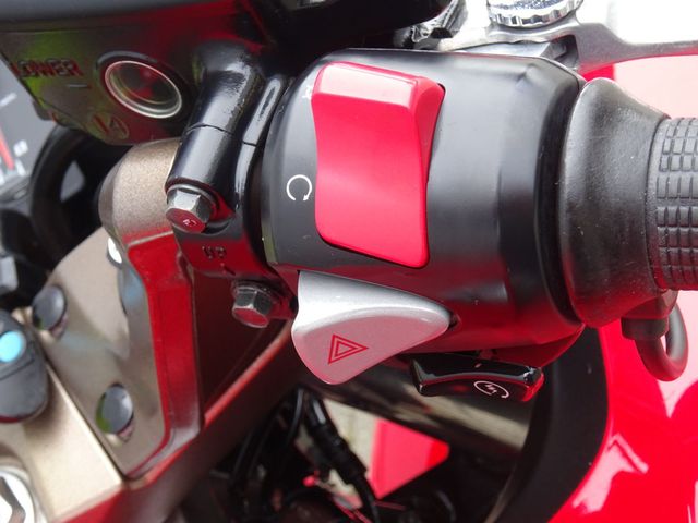 honda - vfr-800-fi-vtec-abs
