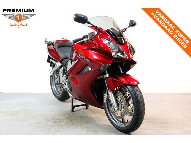 honda - vfr-800-fi-vtec-abs