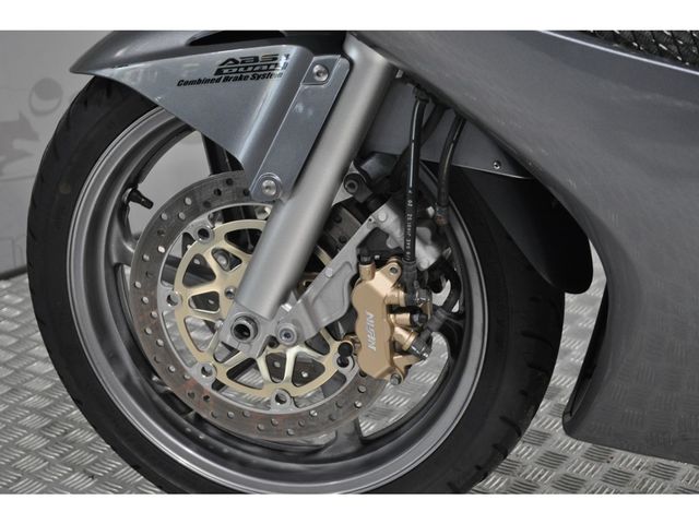honda - vfr-800-vtec-abs