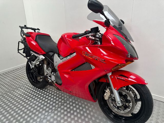 honda - vfr-800-vtec-abs